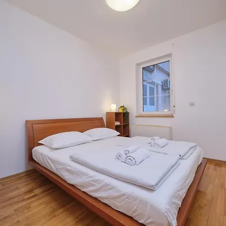 Seaview By Litto Apartament *